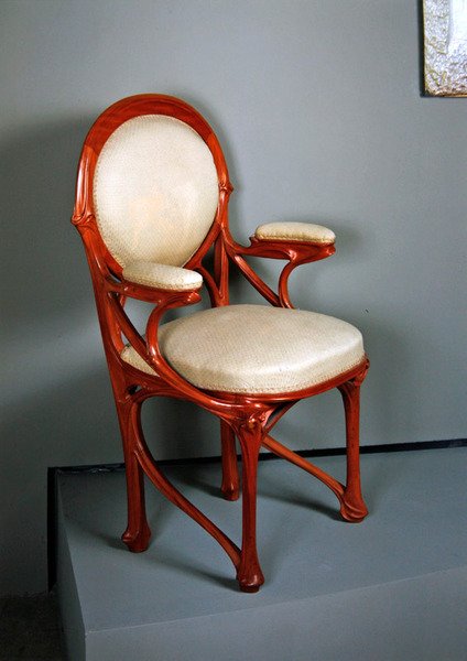 Stol, ca 1898 (valnöt) av Hector Guimard