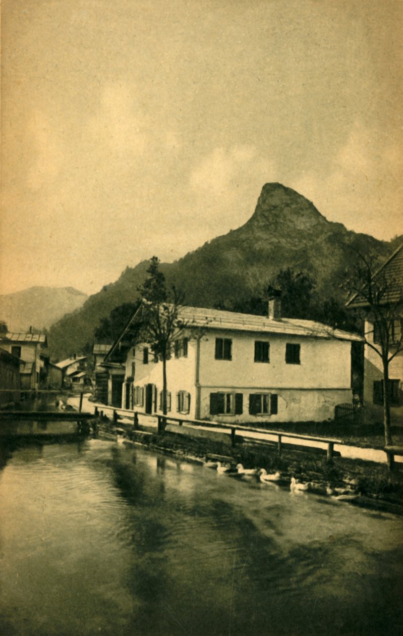 Kvarnströmmen vid Oberammergau, Bayern, Tyskland c1922. av Heinrich Uhlschmid
