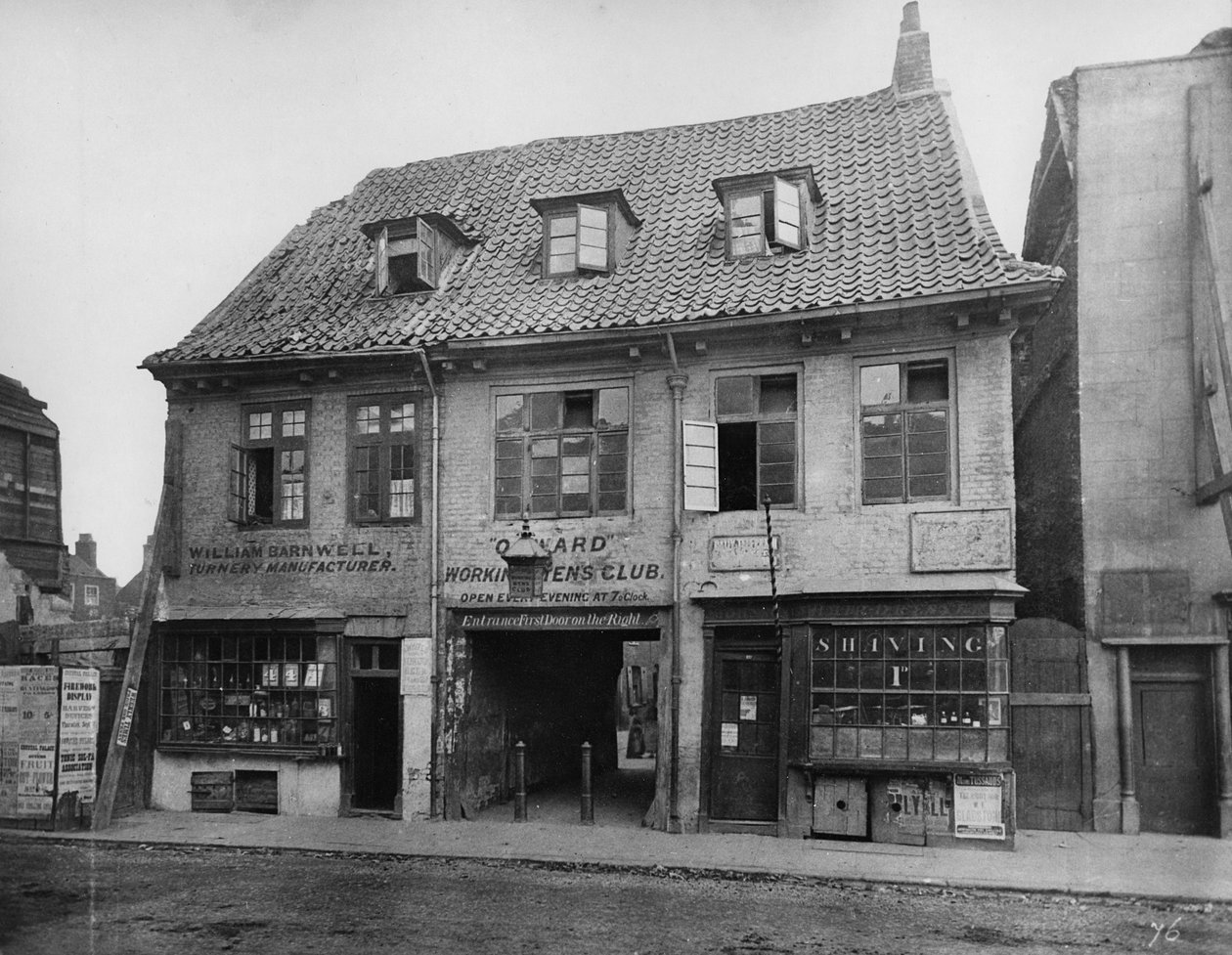 Gamla huset, Palace Yard, Lambeth, ca 1883 av Henry Dixon