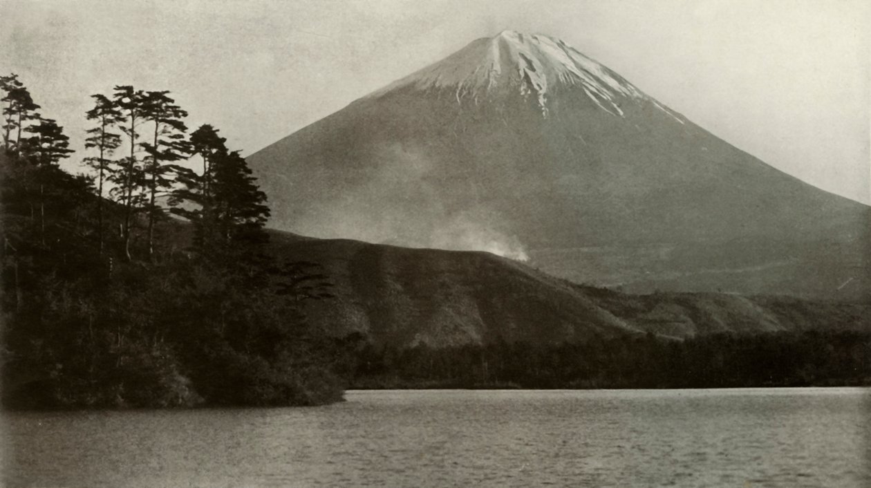Fuji fm Nishinoumi, 1910. av Herbert Ponting