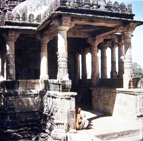 Mira Bais tempel av Indian School