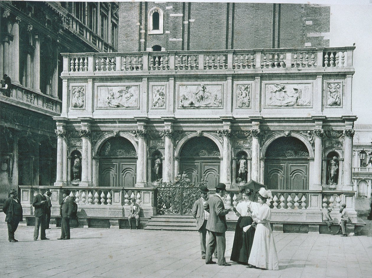Utsikt över Loggie del Sansovino av Italian Photographer