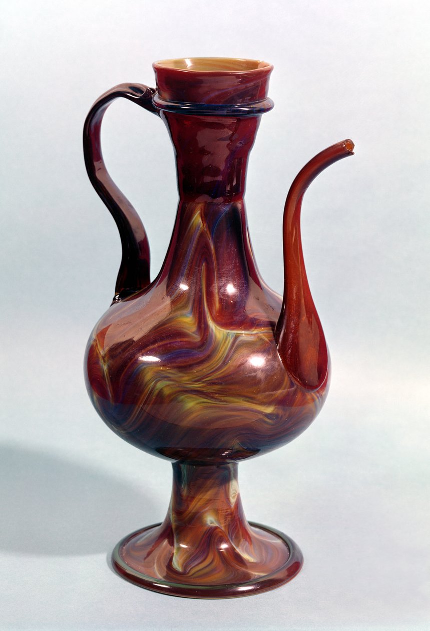 Ewer i kalcedonimitation, venetiansk, ca 1500 av Italian School