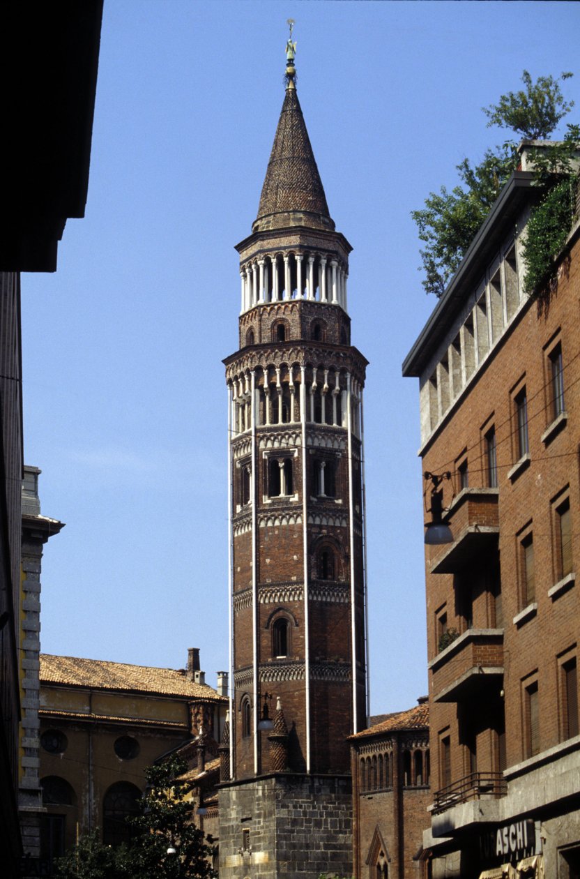 Milano: klocktornet i San Gottardo. av Italian School