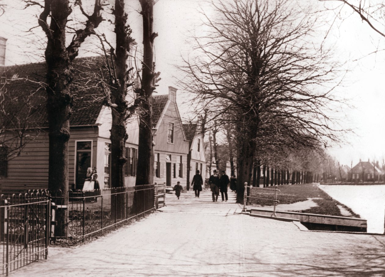 Kanalbanken, Broek, Nederländerna, 1898. av James Batkin