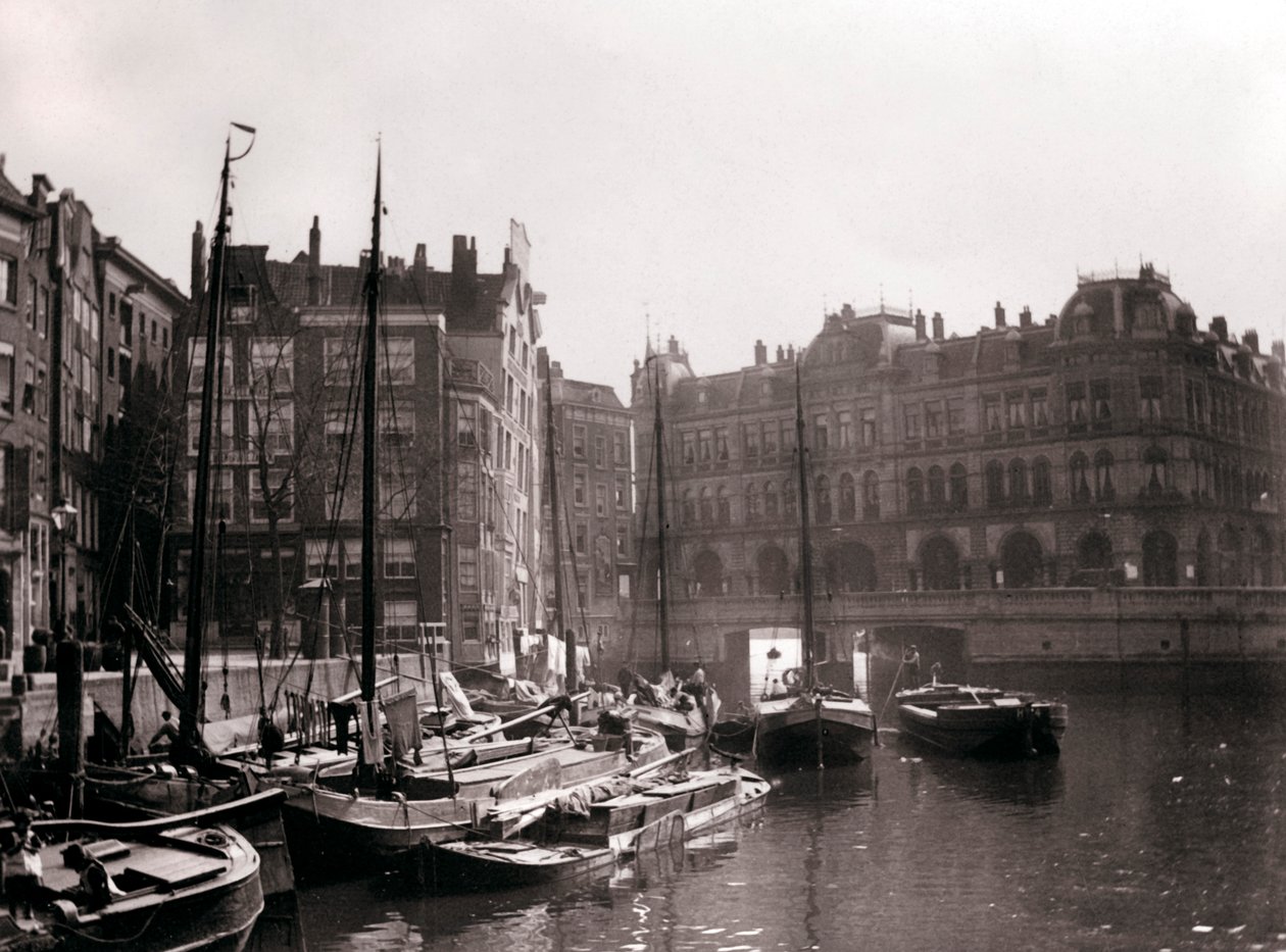 Kanalbåtar, Rotterdam, 1898. av James Batkin
