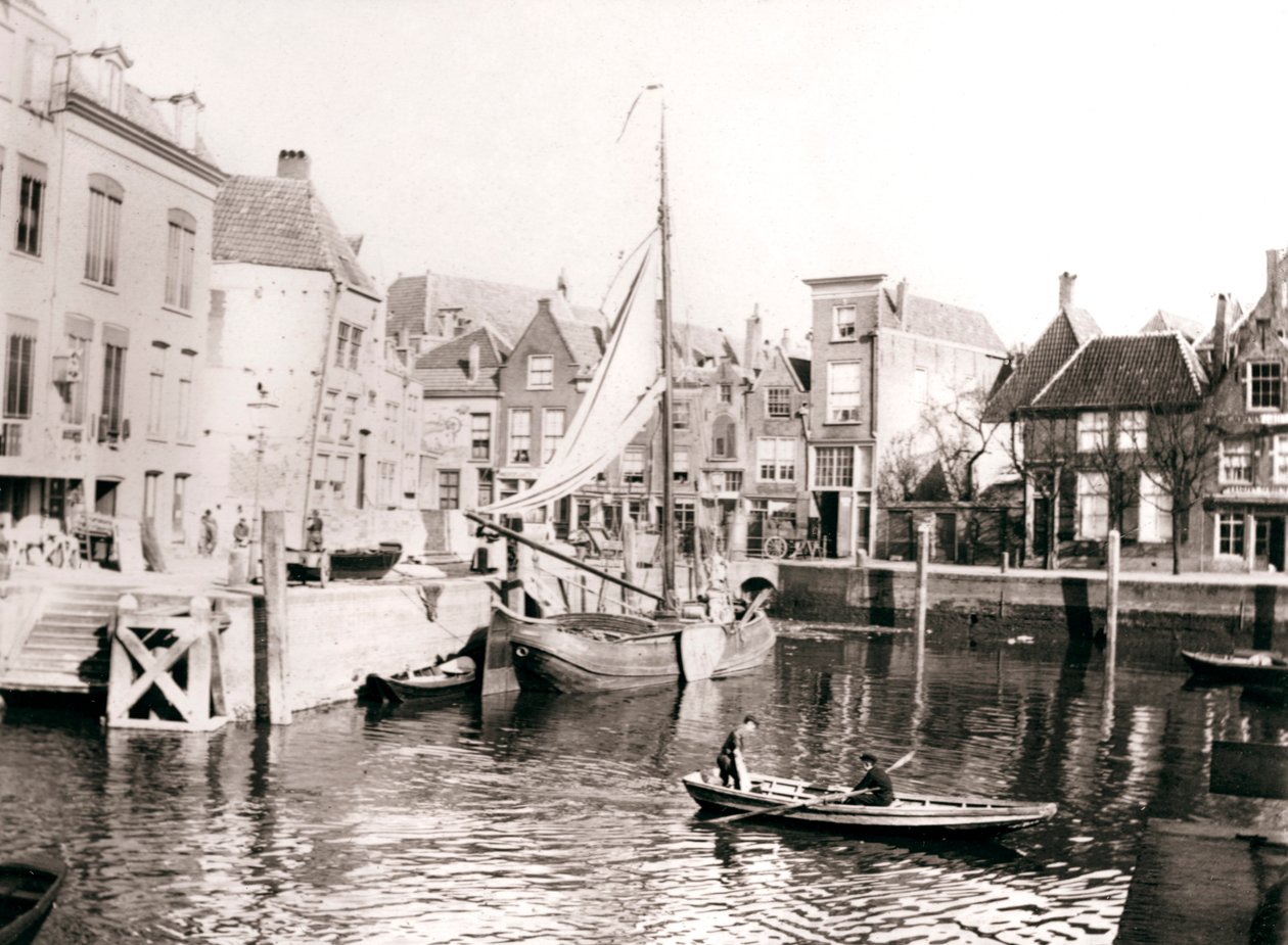 Kanalgården, Dordrecht, Nederländerna, 1898. av James Batkin