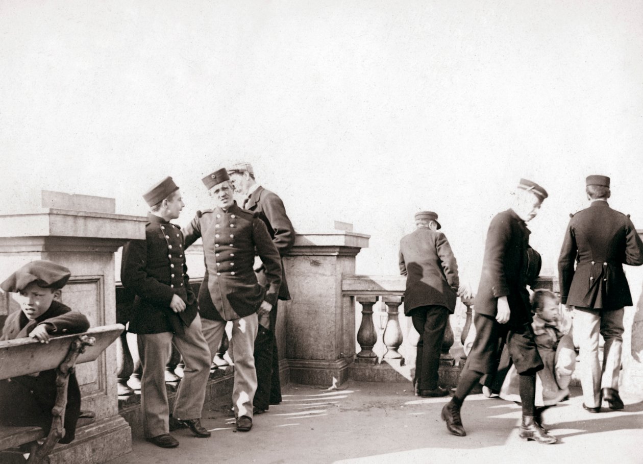 Människor i Antwerpen, 1898. av James Batkin