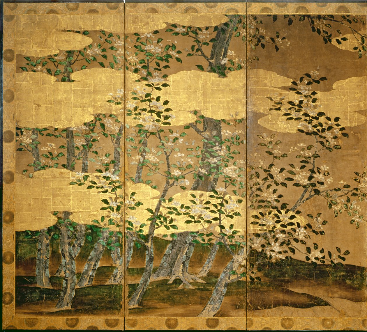 Blommor av kamelia (penna och bläck, färg, guldpapper på panel) (se 216566) av Japanese School