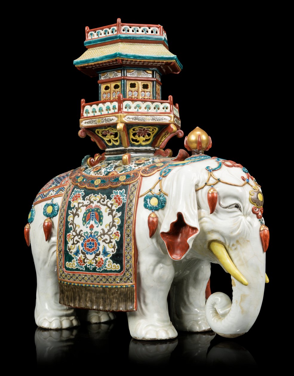 Elefant i Kakiemon-stil av Japanese School
