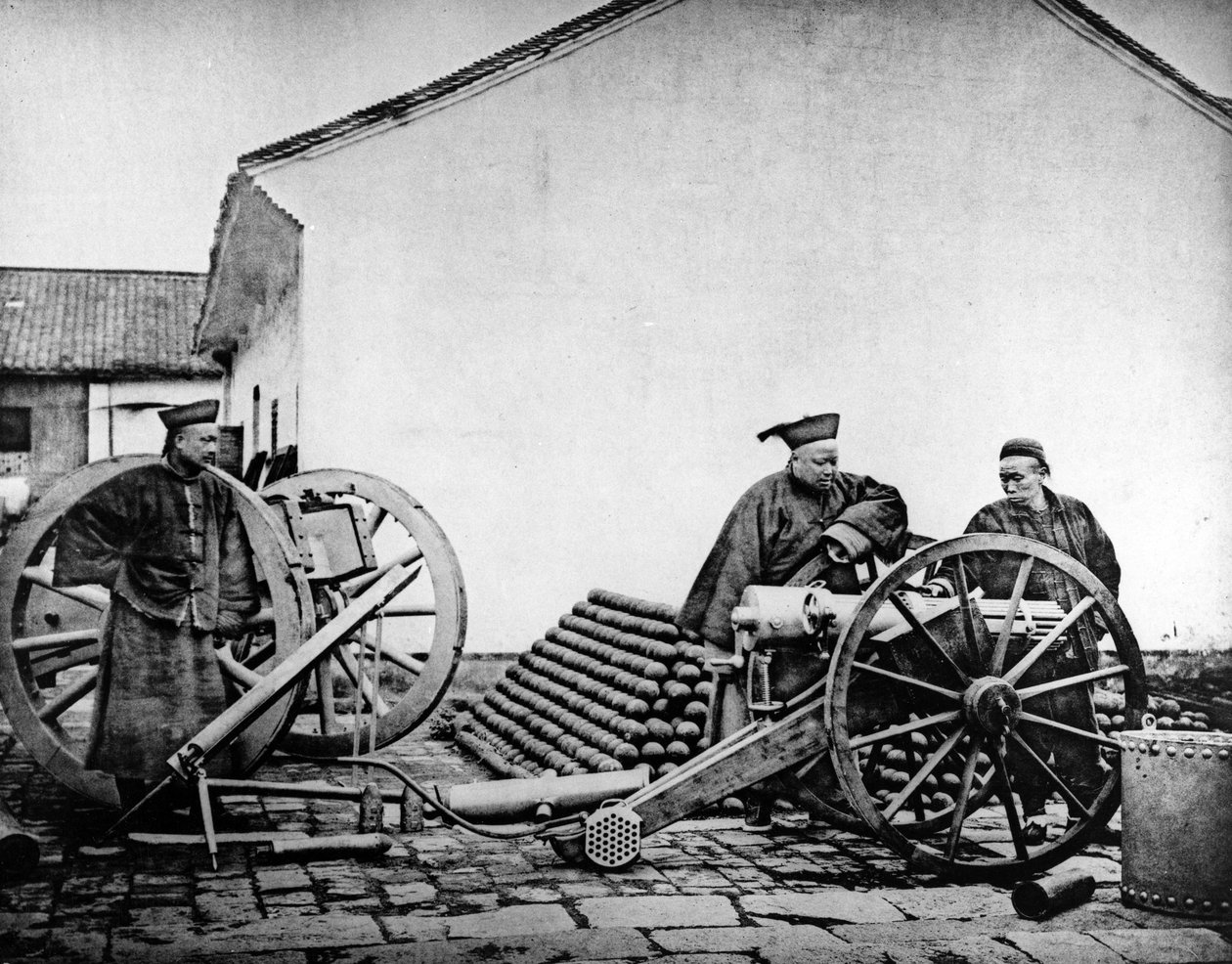 NaNjingarsenal, 1872 av John Thomson
