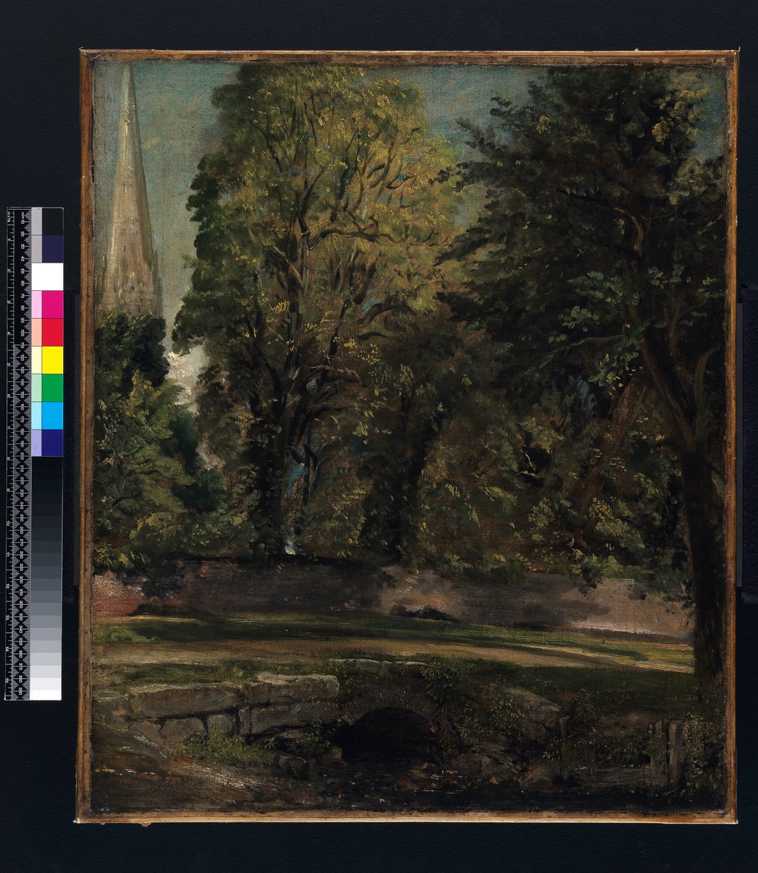 Salisbury Cathedral ses ovanför den nära väggen av John Constable