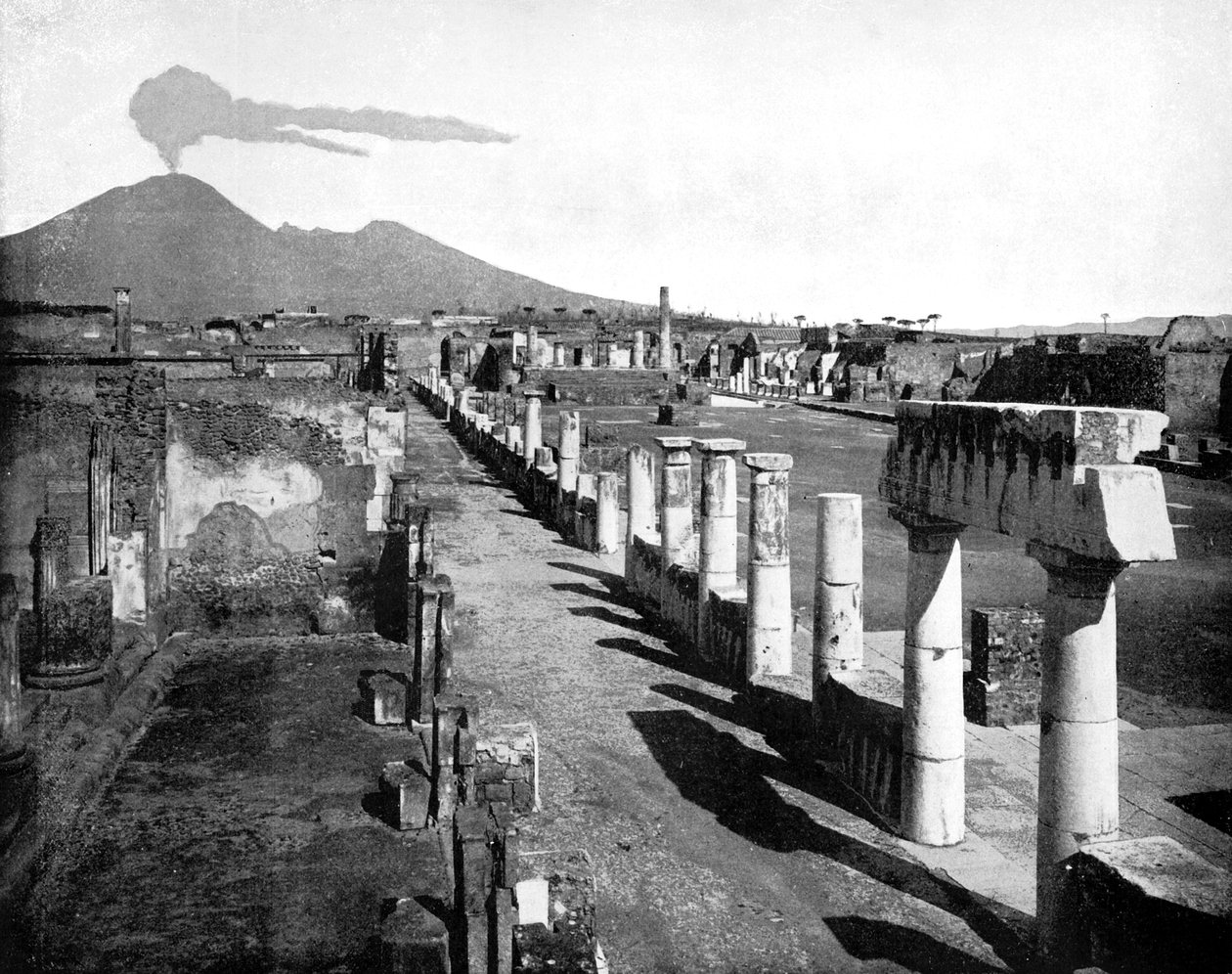 Forumet, Pompeji, Italien, 1893. av John L. Stoddard