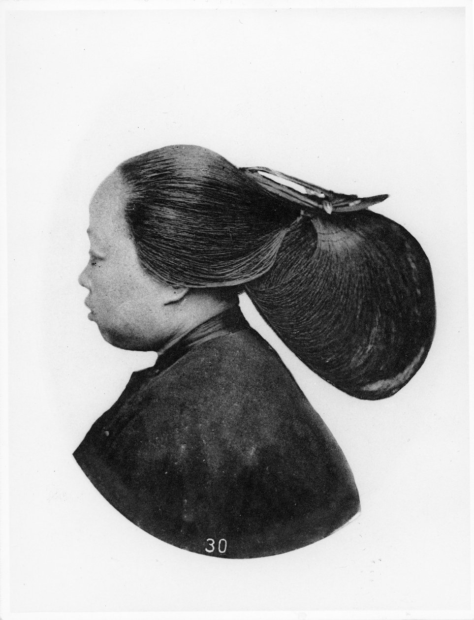 Coiffure of a Ningpo Woman, c.1867-72 av John Thomson