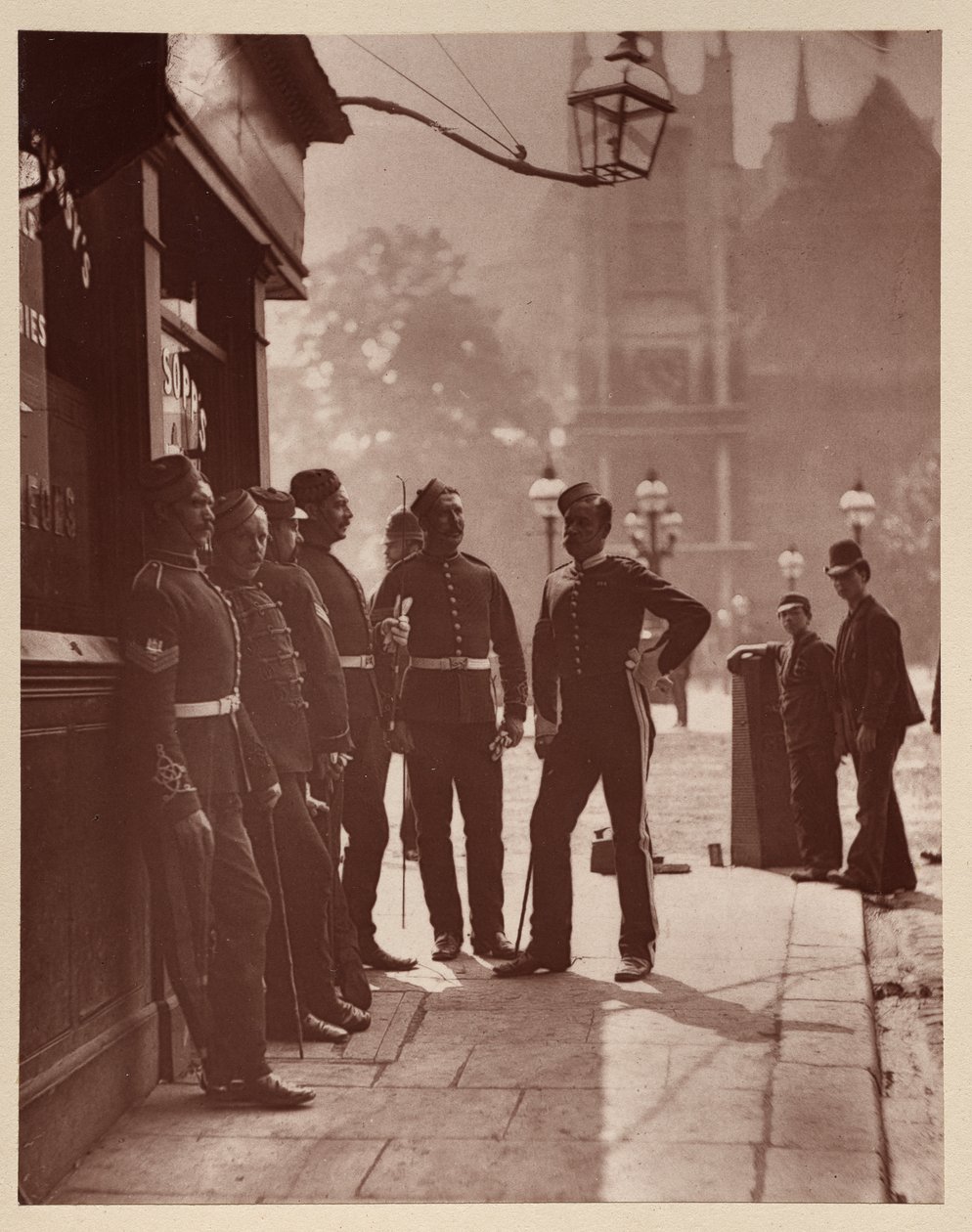 Rekryteringssergeanter vid Westminster av John Thomson