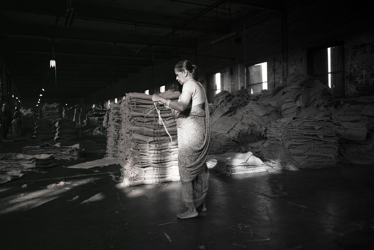 Jutefabrik, Kolkata, Indien, 2017 (foto) av Jon Nicholson