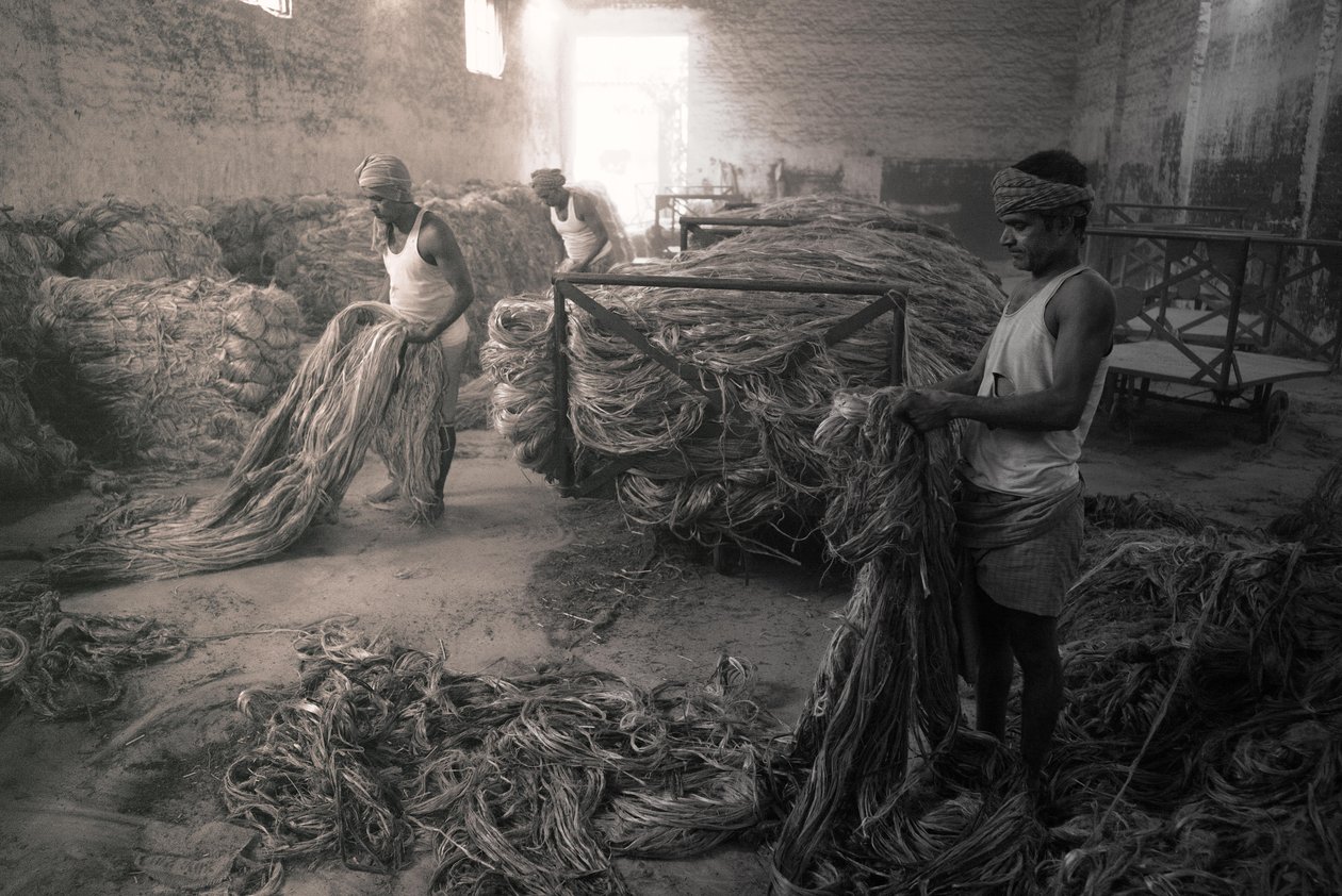 Jutefabrik, Kolkata, Indien, 2017 (foto) av Jon Nicholson