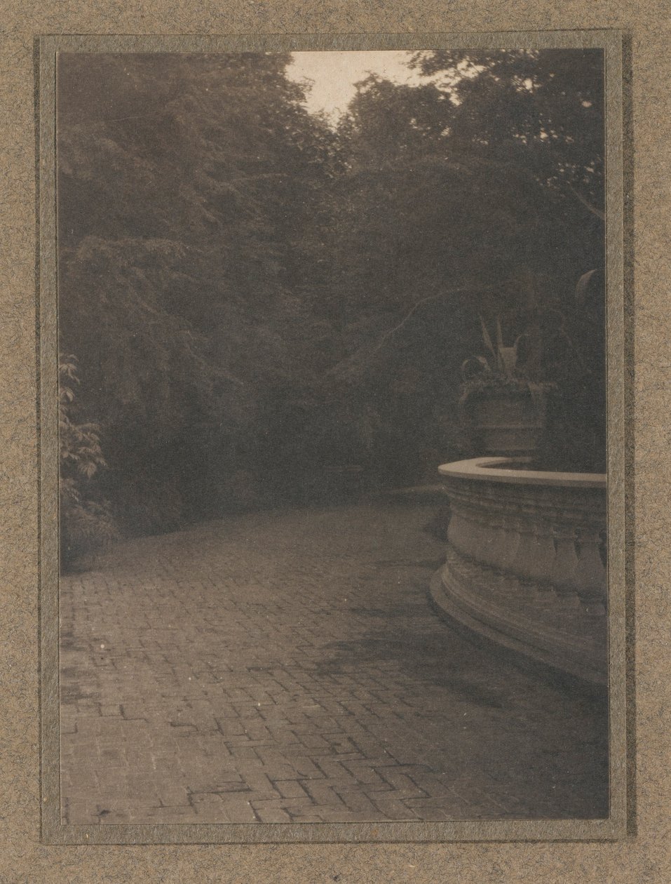 Scener i en trädgård av Joseph T. Keiley