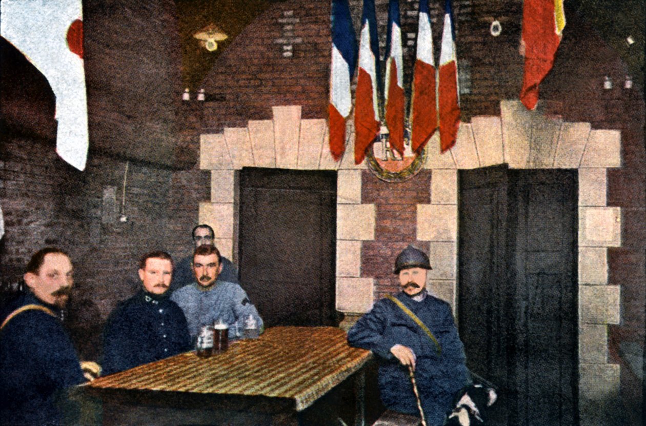 Franska soldater i ett kök i kasematten, Verdun, september 1916 (autokrom) av Jules Gervais Courtellemont