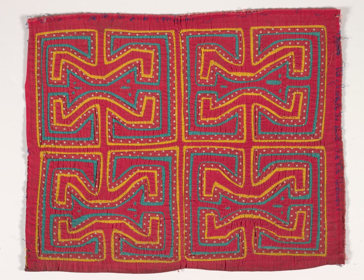Skjortpanel (mola), ca 1950 (applicerad bomull) av Kuna Indian Culture