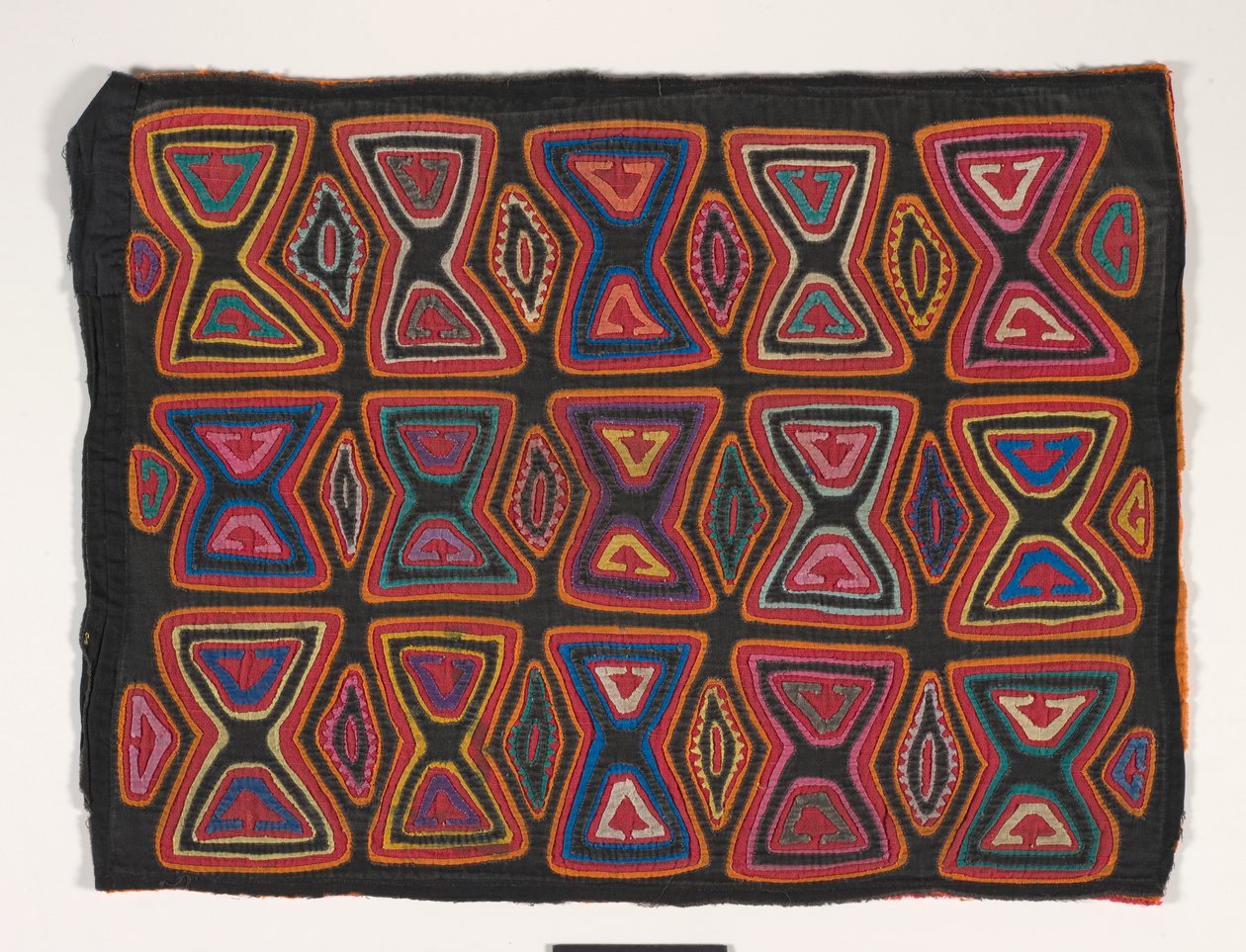 Skjorta panel (mola) (applicerad bomull) av Kuna Indian Culture