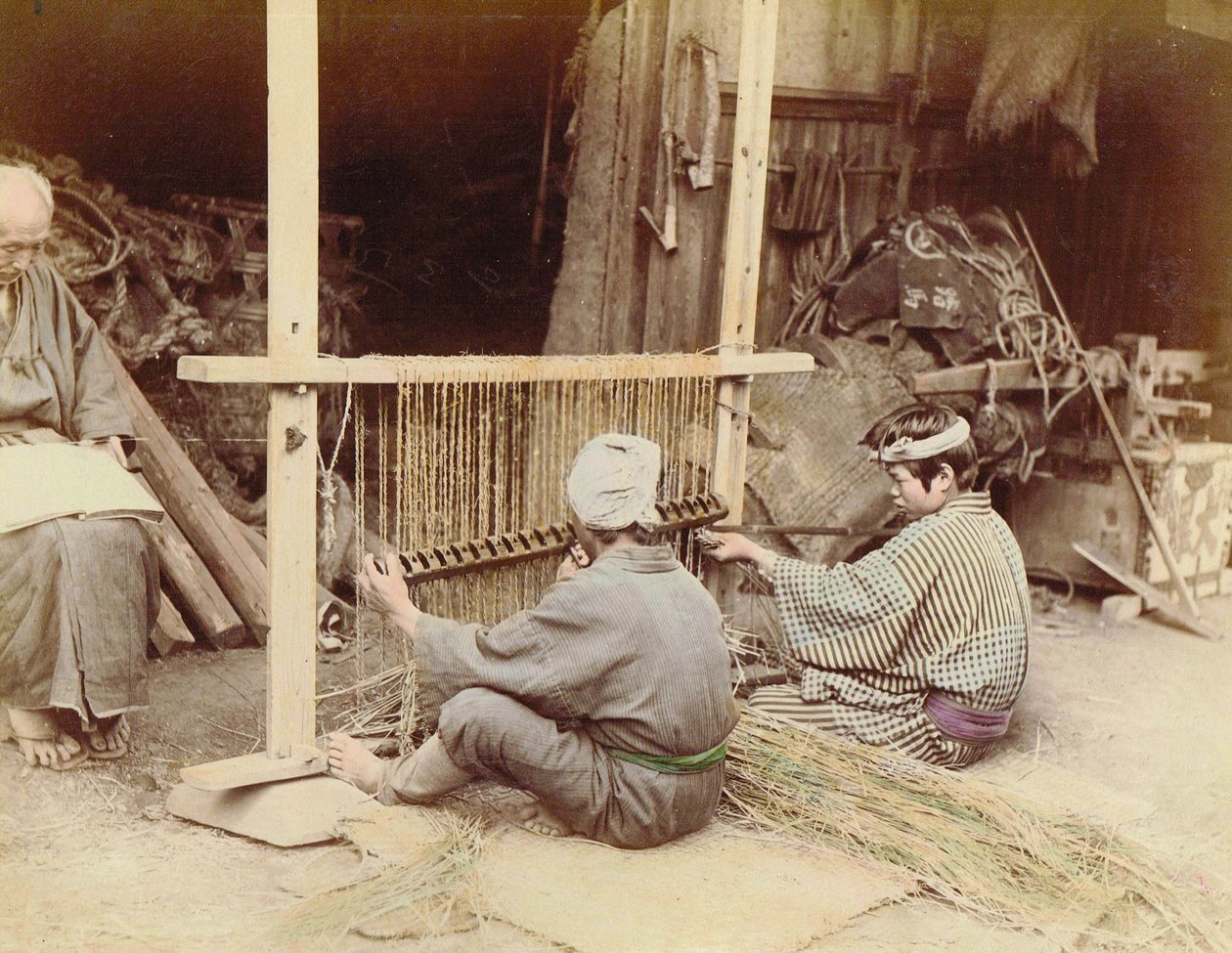 Män tillverkar halmmattor, c.1890 av Kusakabe Kimbei