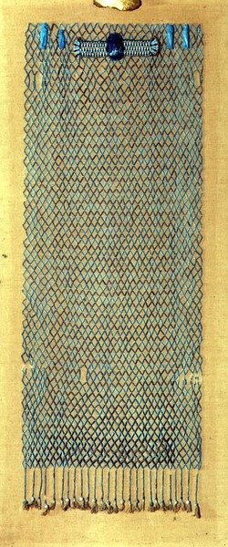 Nät med pärlor för begravning, efter 600 f.Kr. (fajans) av Late Period Egyptian