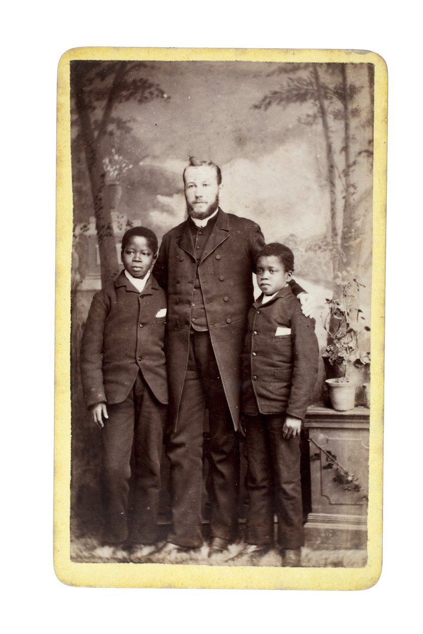 Kinkasa, 11 år, Nkanza, 8 år, Llnagollen, Wales, 1886 (albumintryck) av Lettsome and Sons