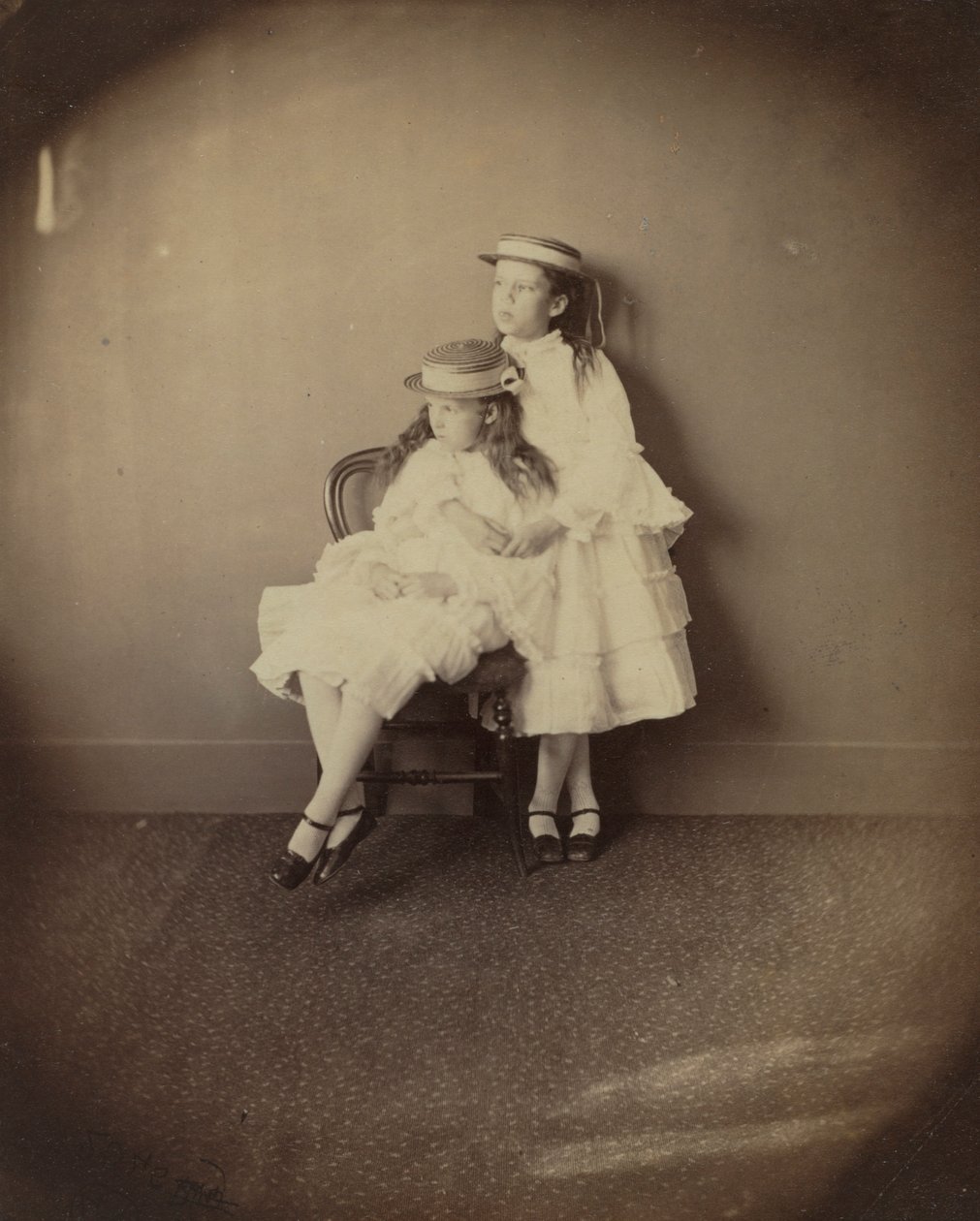 Julia och Ethel Arnold, 1872. av Lewis Carroll