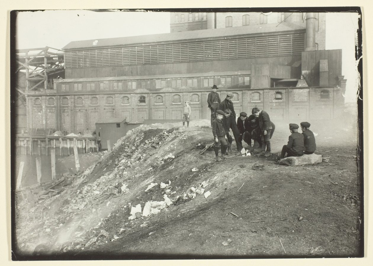 Gang Rendevous, Yonkers av Lewis Wickes Hine