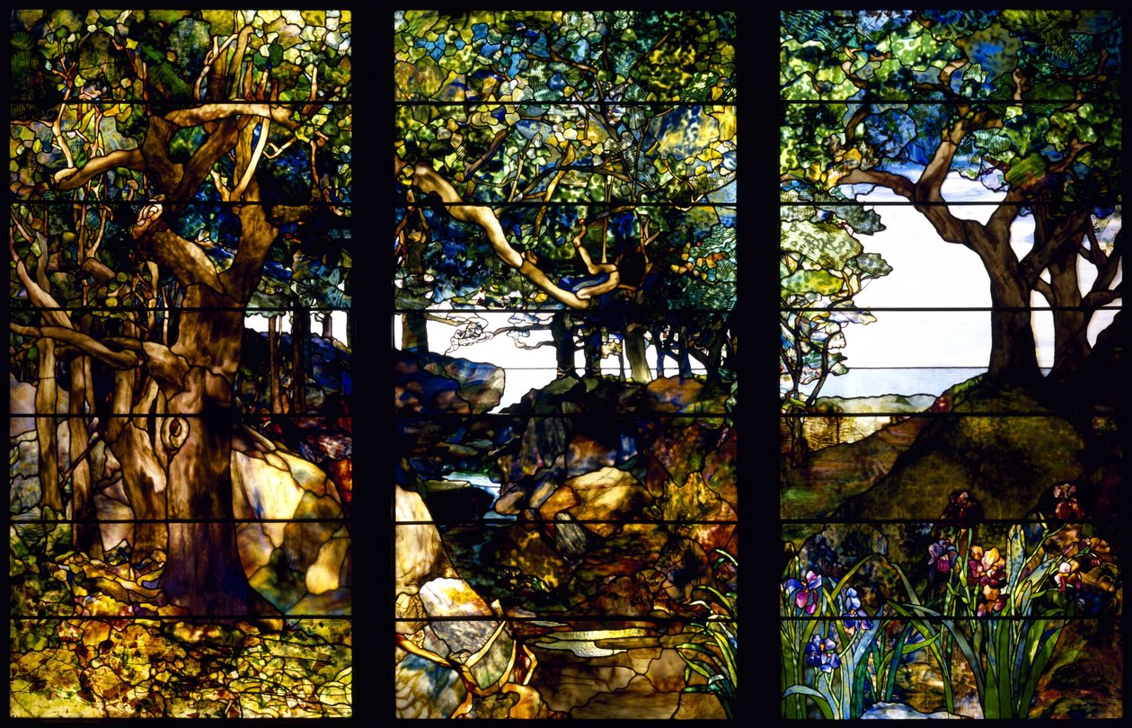 Ett skogslandskap i tre paneler av Louis Comfort Tiffany