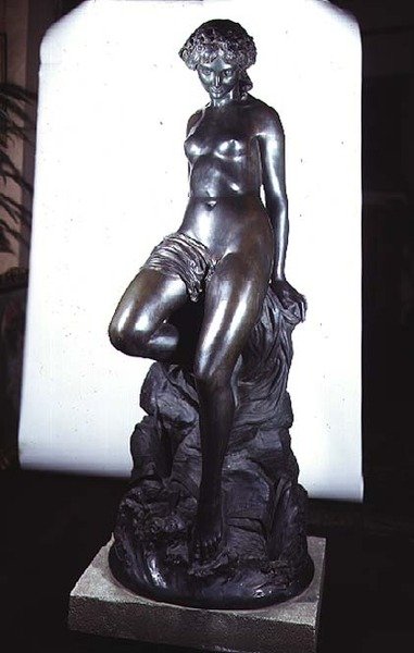 Sara badaren (brons) av Louis Charles Hippolyte Buhot