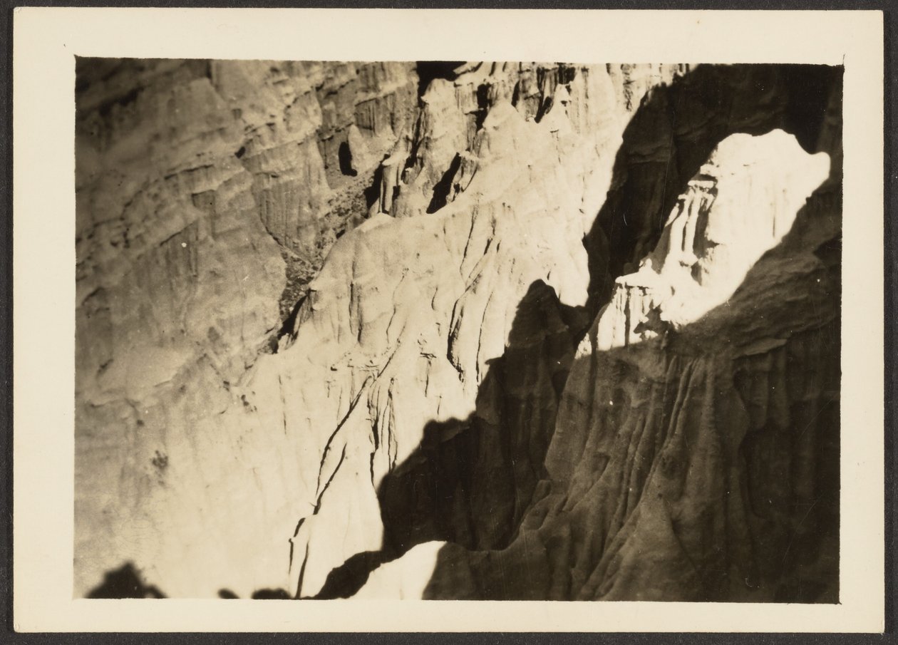 [Canyon Landscape] av Louis Fleckenstein