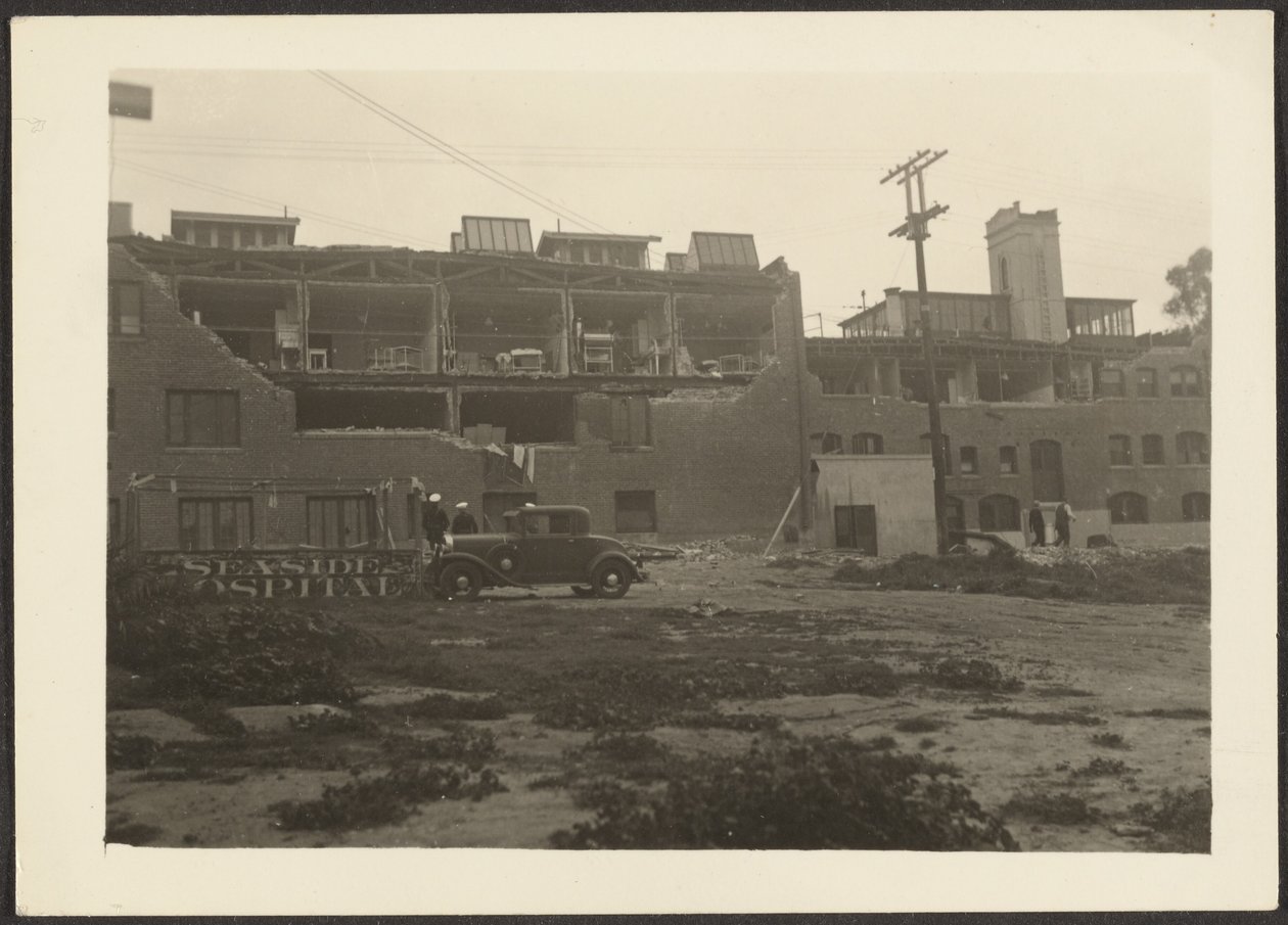 [Seaside Hospital] av Louis Fleckenstein