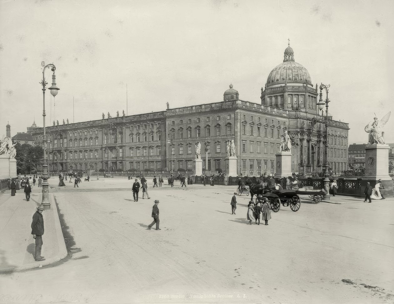 Berlin, stadspalats av Lucien Levy
