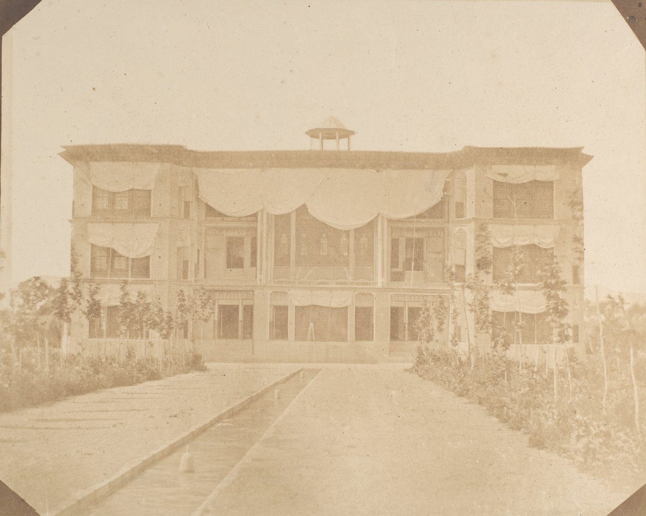 Amharet es Shah, 1858. av Luigi Pesce