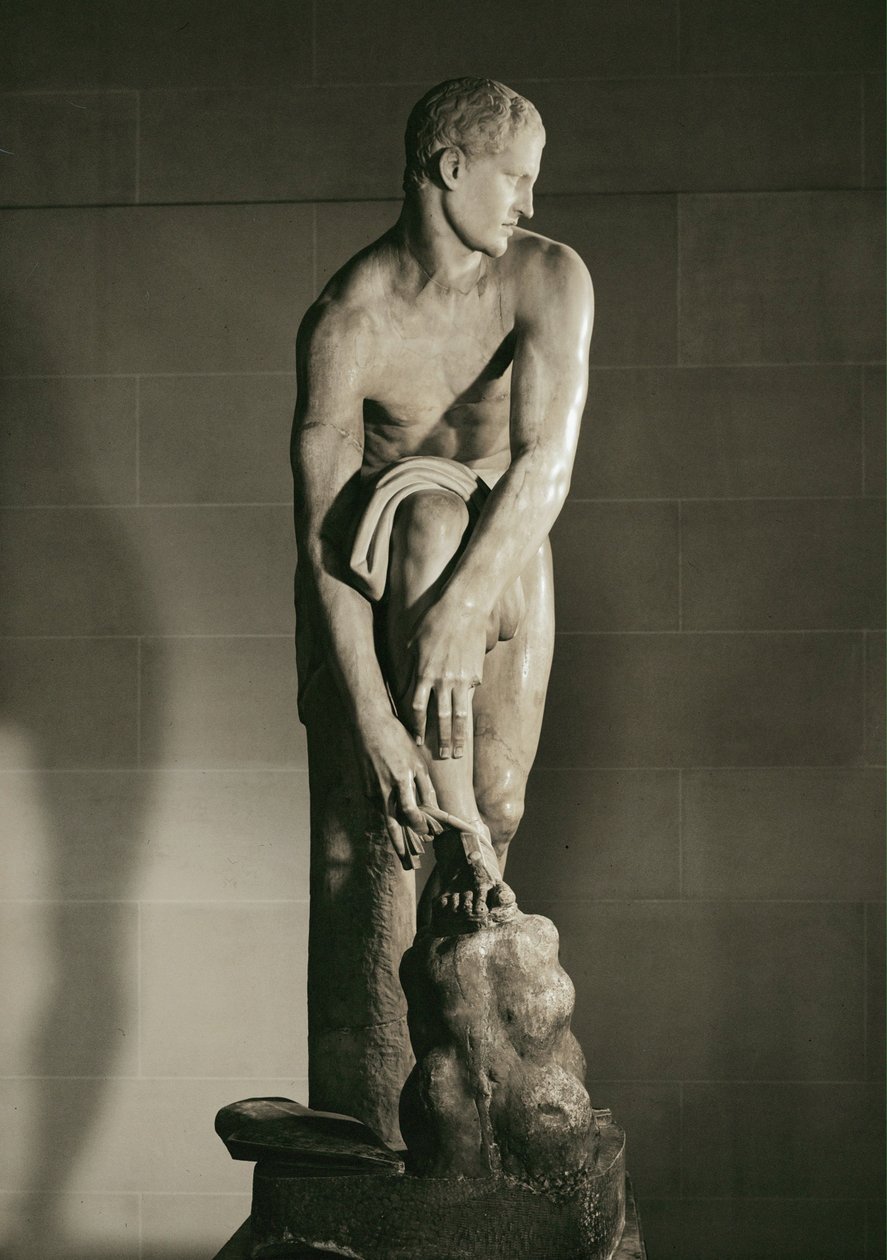 Hermes knyter sin sandal... av Lysippos (after)