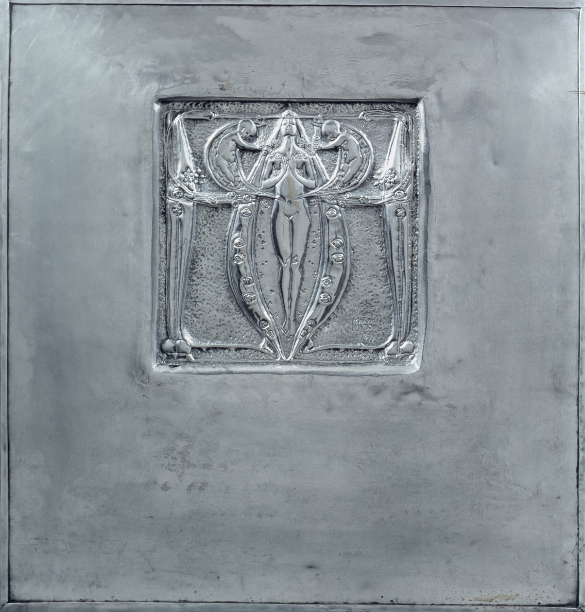 Dekorationspanel av malen metall, 1898-99 av Margaret MacDonald Mackintosh