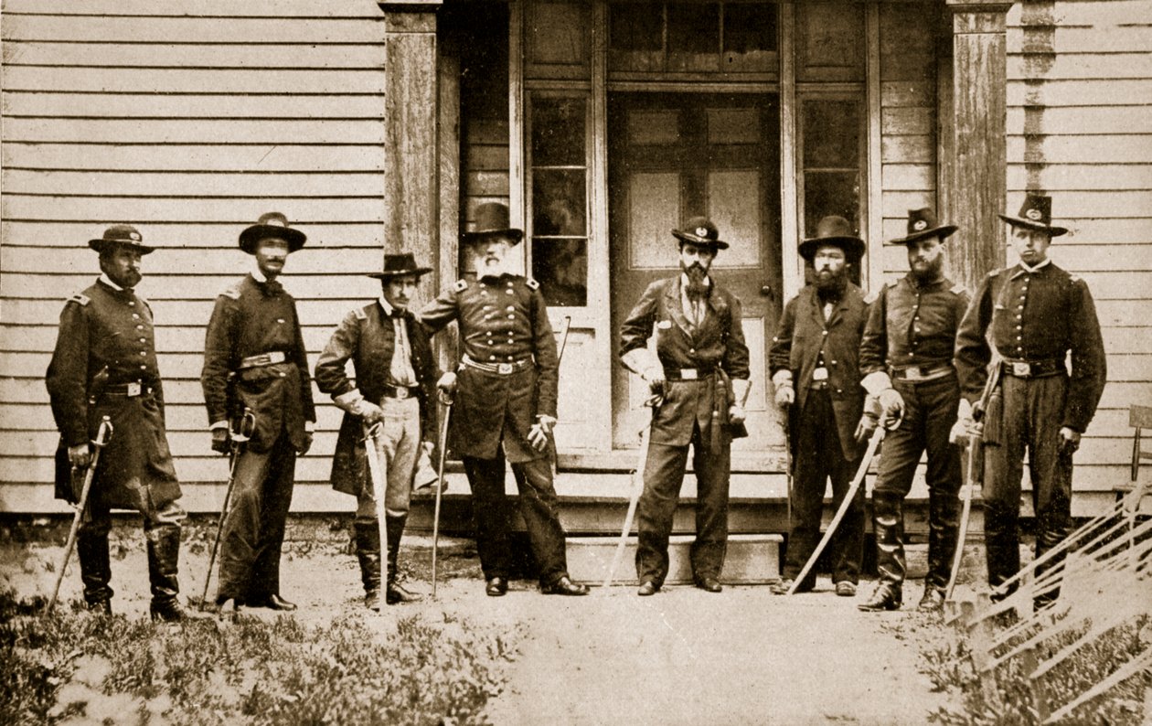General E. V. Sumner och stab, 1861-65 av Mathew B. Brady
