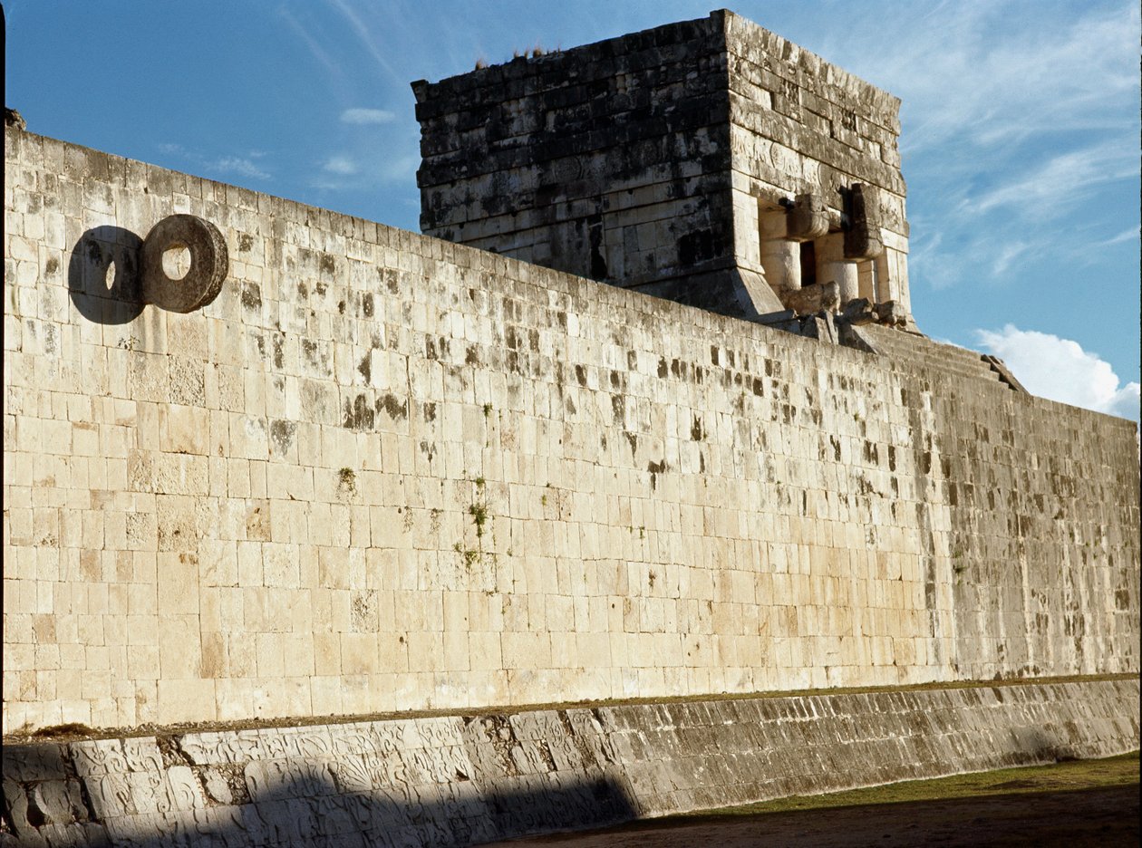 Stor bollplan av Mayan Mayan