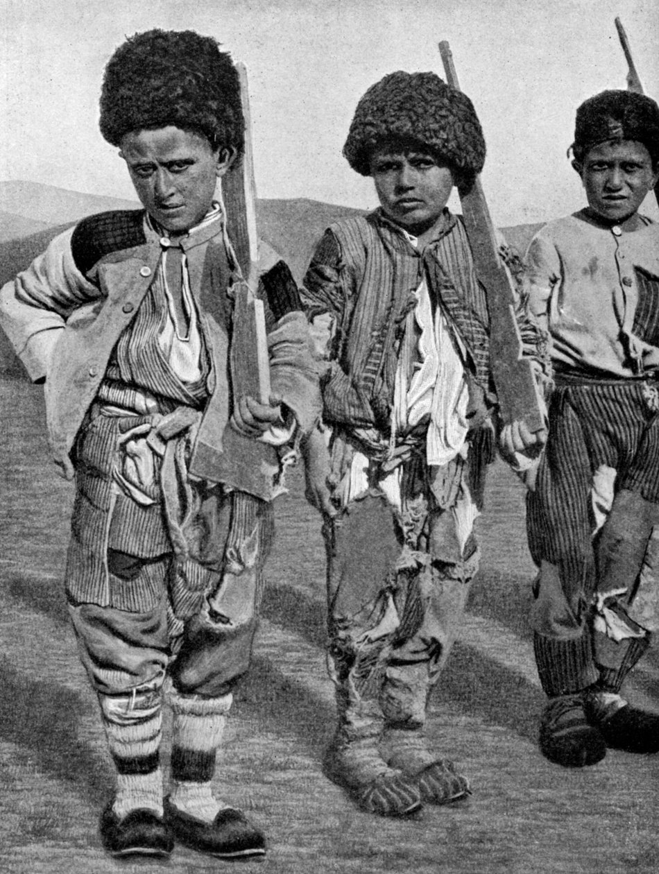 Pojkar från Artemid, Armenien, 1922. av Maynard Owen Williams