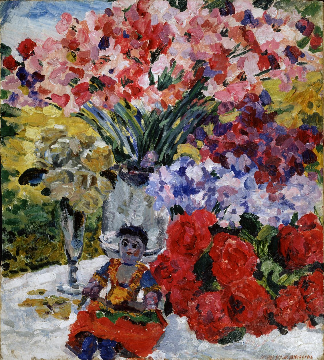 Blommor och en docka, 1916 av Mikhail Nikolayevich Yakovlev