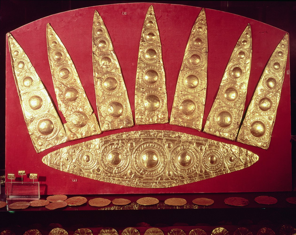 Tiara från grav III, gravcirkel A, Mykene, ca 1500-talet f.Kr. (guld) av Mycenaean