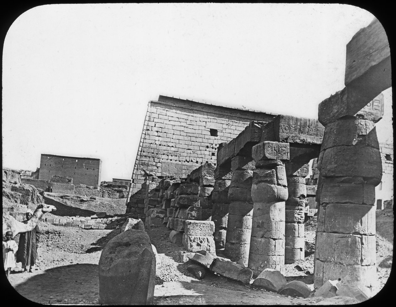 Stora templet, Luxor, Egypten, c1890 av Newton and Co