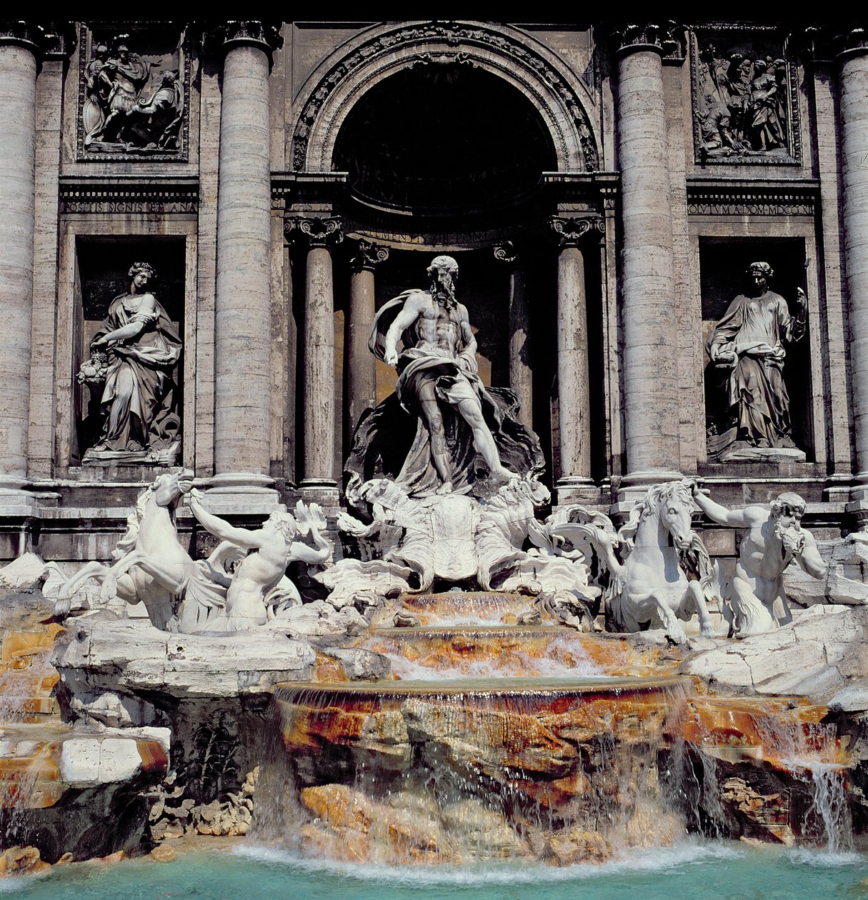 Fontana di Trevi, byggd 1732-62 (marmor) av Nicola Salvi