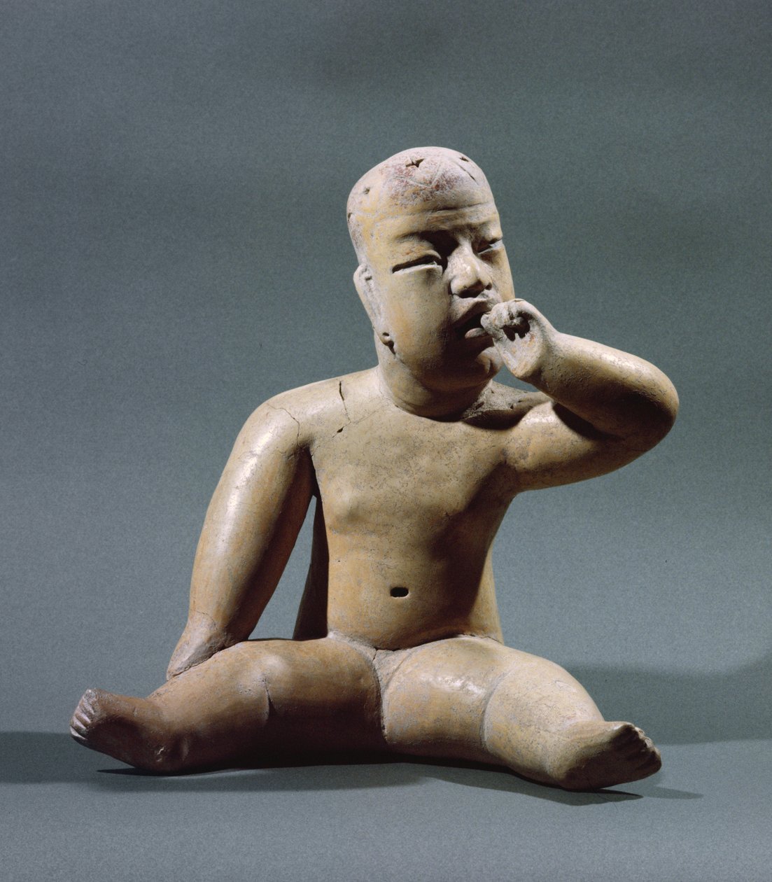 Babyfigur statyett (keramik) av Olmec