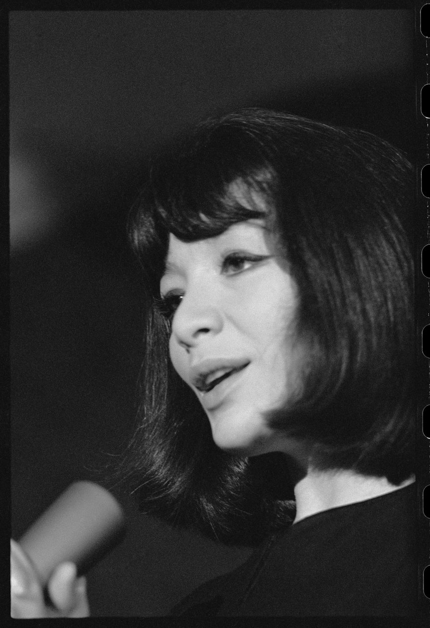 Juliette Greco sjunger av Orlando Suero