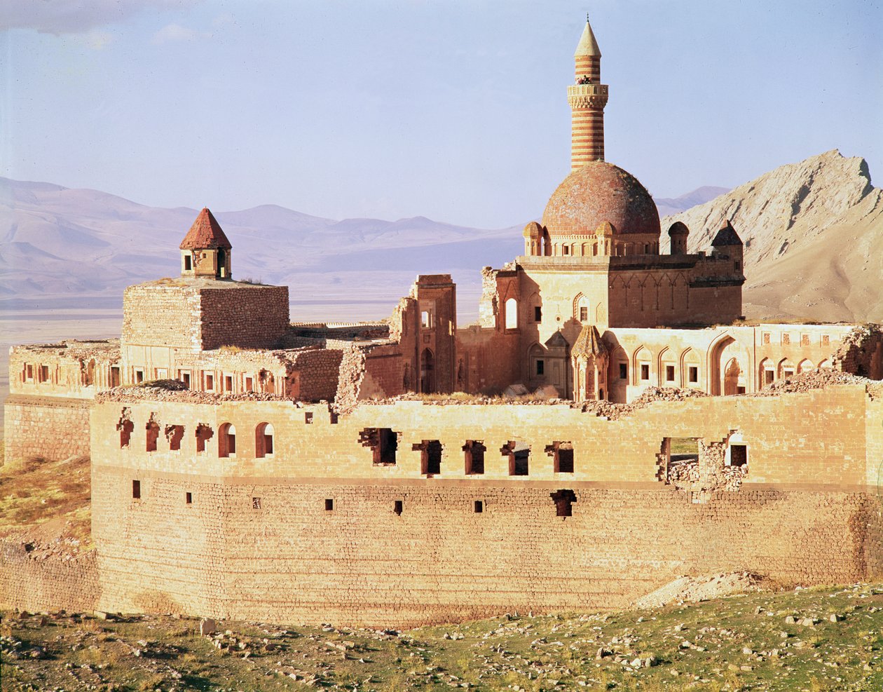 Utsikt över Ishak Pasa-palatset, 1600-1700-talet av Ottoman School
