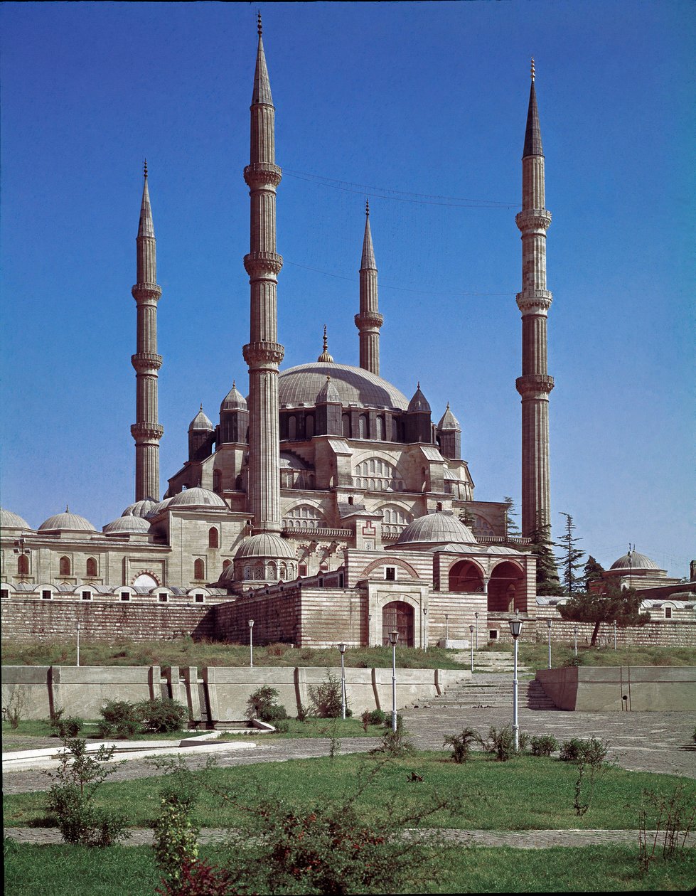 Utsikt över Selimiye-moskén (1575) av Ottoman School