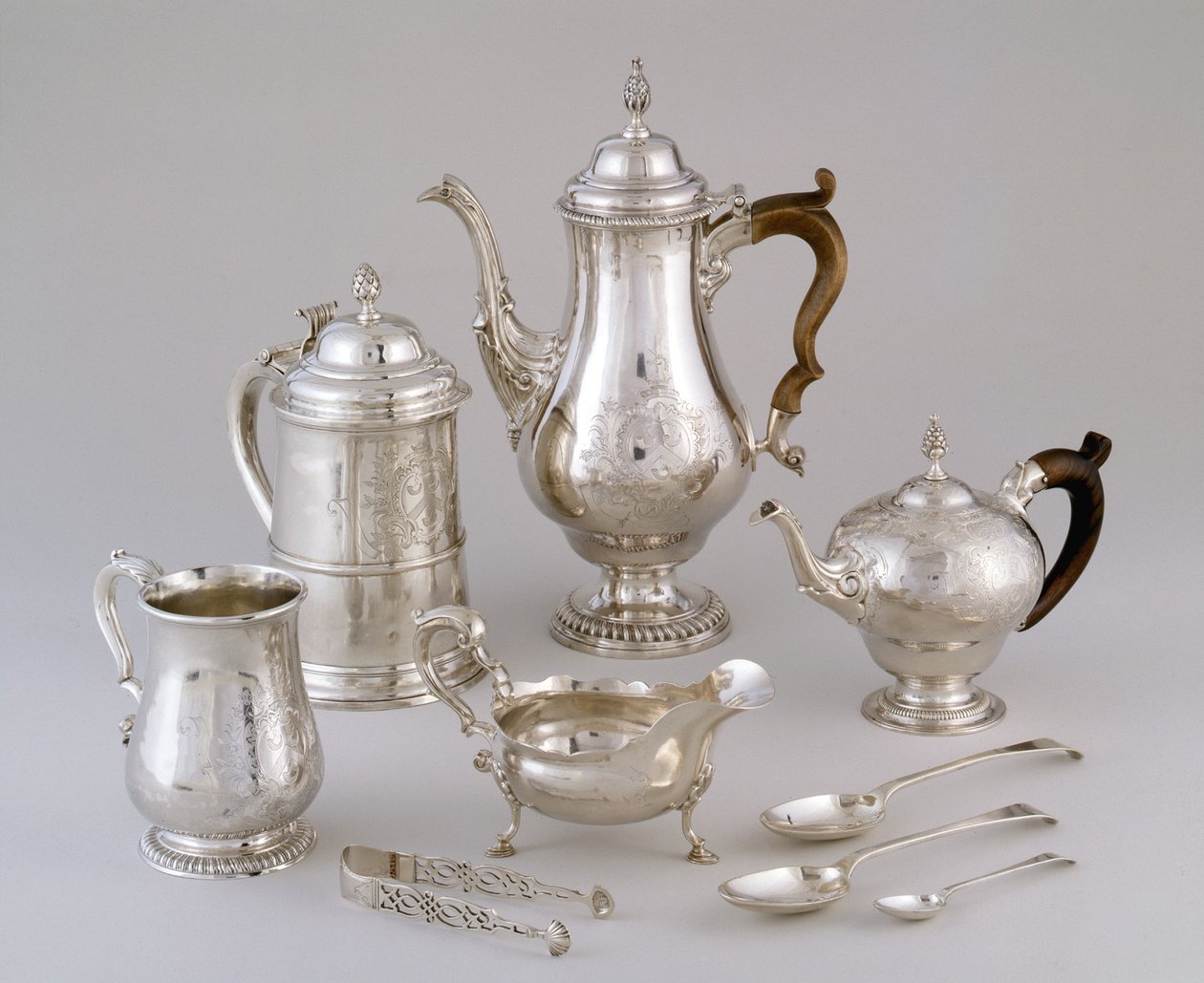 Representativa prover från Paine Tea Service av Paul Revere